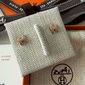 BNIB Hermes Mini Pop H earrings